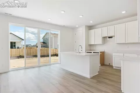 10043 Kingsbury Dr, Peyton, CO 80831 photo 5