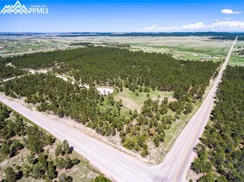 19084 Hilltop Pines Path, Monument, CO 80132 photo 2