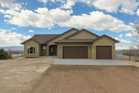 289 S Los Olivos Dr, Pueblo West, CO 81007