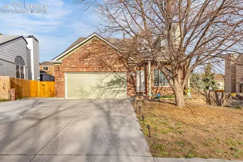 3830 Cranswood Way, Colorado Springs, CO 80918