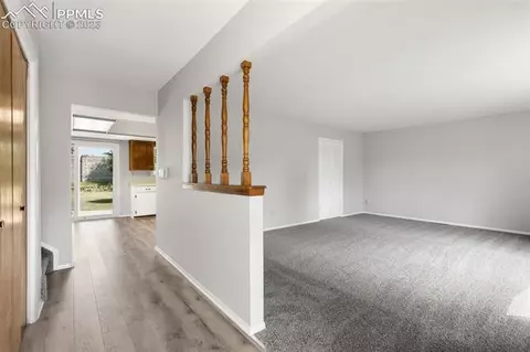 6925 Heatherwood Cir, Colorado Springs, CO 80918
