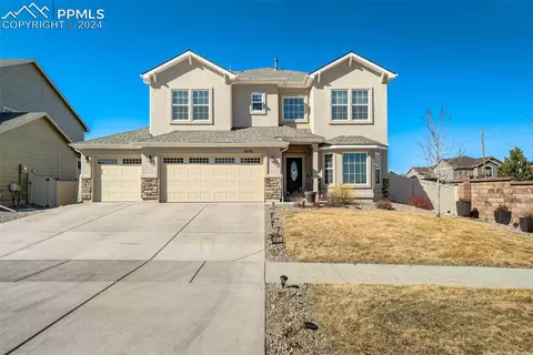 8176 Glory Dr, Colorado Springs, CO 80924