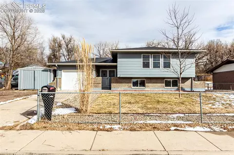 427 Quebec St, Colorado Springs, CO 80911