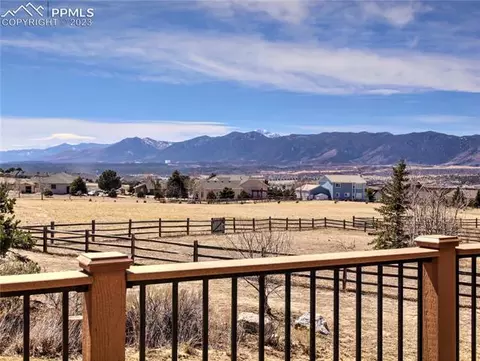 1165 Bowstring Rd, Monument, CO 80132 photo 1