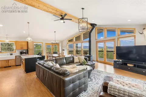 Living - 1 Como St, Como, CO 80432 photo 1 of 4