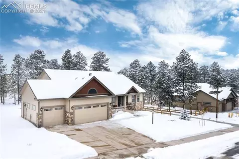 16238 Dancing Bear Ln, Monument, CO 80132 photo 3