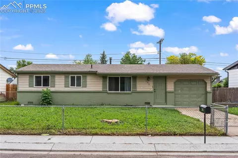 1695 Bonita Dr, Fountain, CO 80817