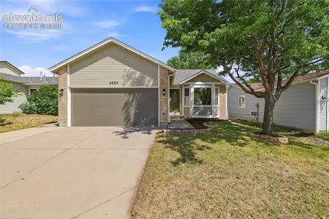 6685 Bear Tooth Dr, Colorado Springs, CO 80923