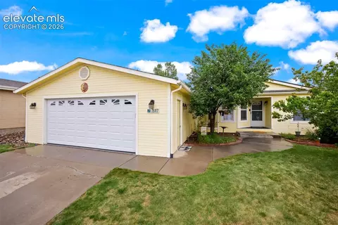 7647 Whiptail Pt, Colorado Springs, CO 80922