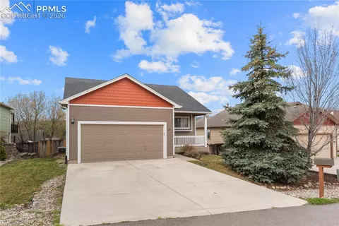 25 Sailing Way, Palmer Lake, CO 80133