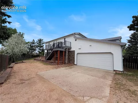 415 Allegheny Dr, Colorado Springs, CO 80919