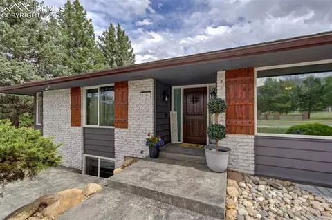 1201 Cresta Rd, Colorado Springs, CO 80906