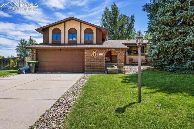 2095 Seven Arrow Dr, Colorado Springs, CO 80915
