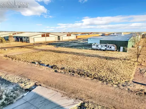 8136 Cessna Dr, Peyton, CO 80831 photo 2