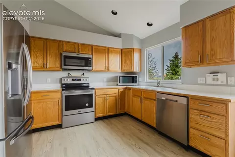 Kitchen - 8156 Oliver Rd, Peyton, CO 80831 photo 2 of 3