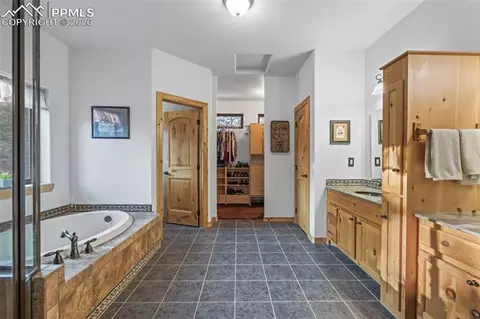 1001 E Bison Creek Trl, Divide, CO 80814 photo 28