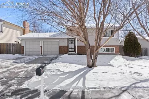 7375 Sneffels St, Colorado Springs, CO 80911