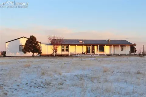 34795 E Jones Rd, Yoder, CO 80864 photo 2