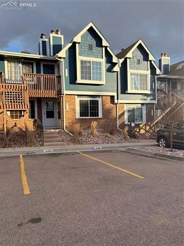 6373 Village Ln, Colorado Springs, CO 80918