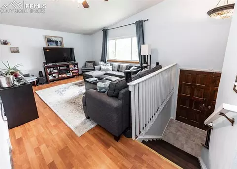 8510 Lamar Dr, Arvada, CO 80003 photo 4
