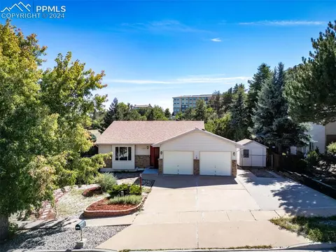 1813 Palm Dr, Colorado Springs, CO 80918