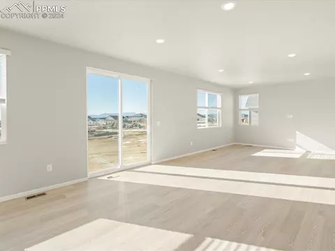 10478 Devoncove Dr, Peyton, CO 80831 photo 18