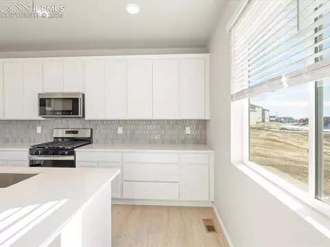 10478 Devoncove Dr, Peyton, CO 80831 photo 12