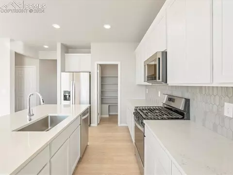 10478 Devoncove Dr, Peyton, CO 80831 photo 14