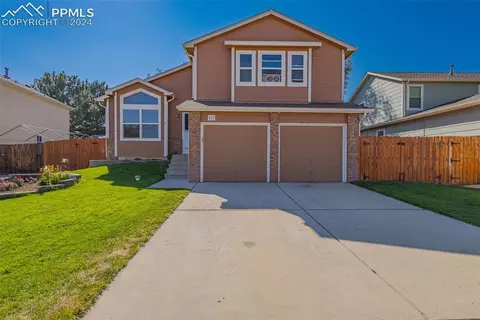 571 Upton Dr, Colorado Springs, CO 80911