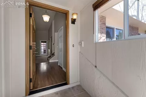 5020 Wagon Master Dr, Colorado Springs, CO 80917