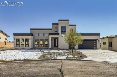 3097 Treeline Vw, Colorado Springs, CO 80904