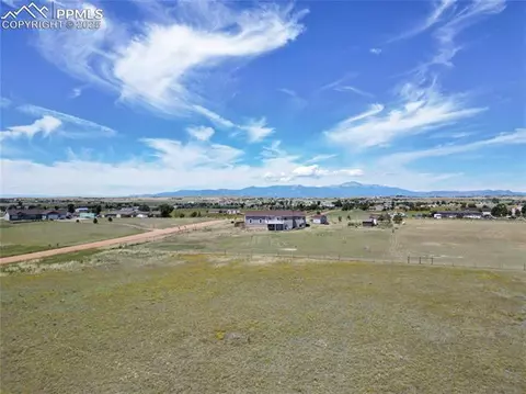 16390 Stage Stop Rd, Peyton, CO 80831 photo 2