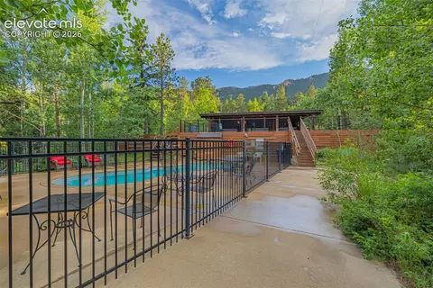 6770 Eagle Mountain Rd, Manitou Springs, CO 80829