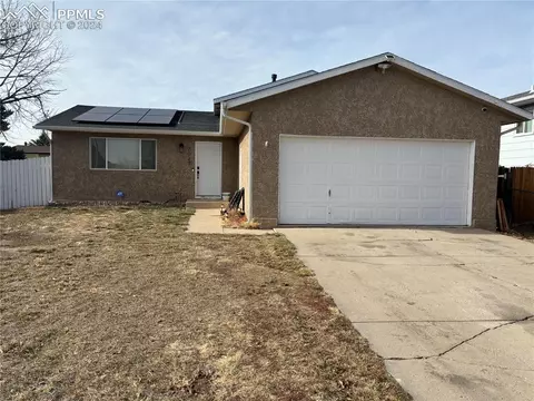 2023 Calle Corona Na Na, Fountain, CO 80817