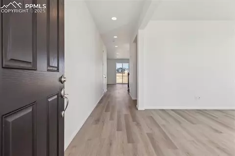 10045 Country Manor Dr, Peyton, CO 80831 photo 2