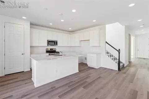 10045 Country Manor Dr, Peyton, CO 80831 photo 5