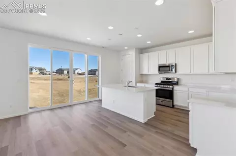 10045 Country Manor Dr, Peyton, CO 80831 photo 4