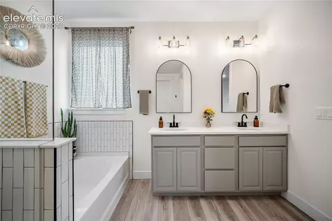 Bath - 15510 Native Willow Dr, Monument, CO 80132 photo 4 of 6