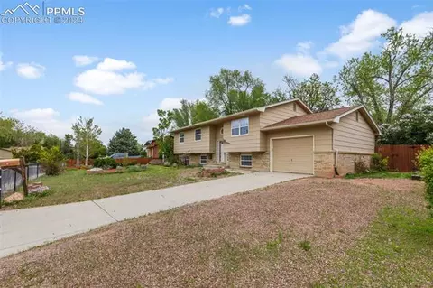 6755 Metropolitan St, Colorado Springs, CO 80911