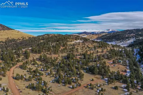 65 Penrose Ln, Cripple Creek, CO 80813