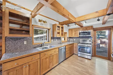 Kitchen - 9795 Mountain Rd, Cascade, CO 80809 photo 4 of 5