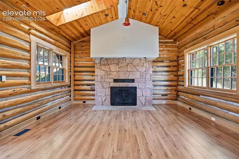 Living - 9795 Mountain Rd, Cascade, CO 80809 photo 8 of 11
