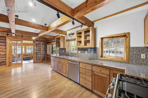 Kitchen - 9795 Mountain Rd, Cascade, CO 80809 photo 3 of 5