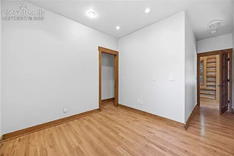 Bedroom - 9795 Mountain Rd, Cascade, CO 80809 photo 2 of 10