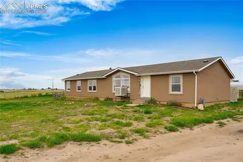 15525 Bobby Ct, Peyton, CO 80831 photo 6