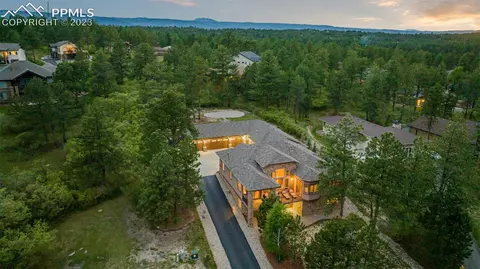 596 Independence Dr, Larkspur, CO 80118