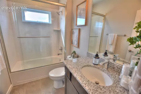 Bath - 241 Front St #101, Monument, CO 80132 photo 2 of 2