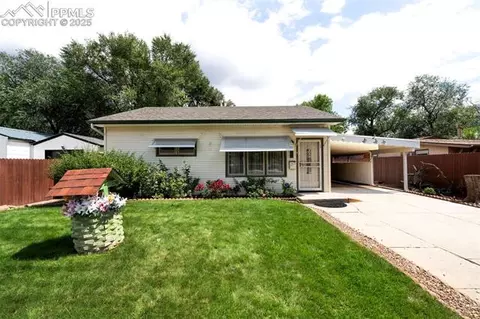 909 S Arcadia St, Colorado Springs, CO 80903