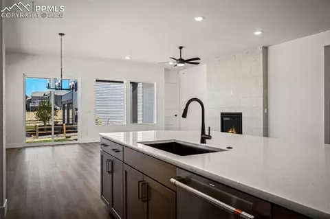 Kitchen - 17217 Alsike Clover Ct, Monument, CO 80132 photo 7 of 7