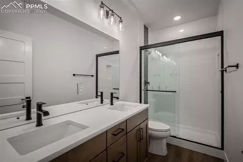 Bath - 17217 Alsike Clover Ct, Monument, CO 80132 photo 4 of 5